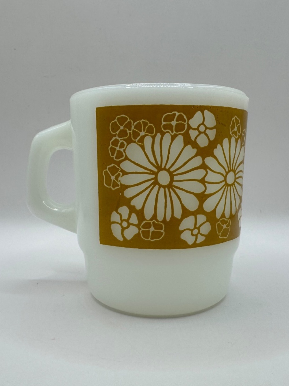 Fire King Anchor Hocking Marguerite Yellow Daisy Mug - Single Mug